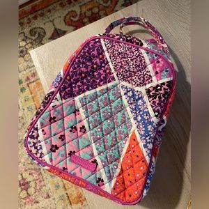 GC Vera Bradley Lunch tote in Modern Medley print